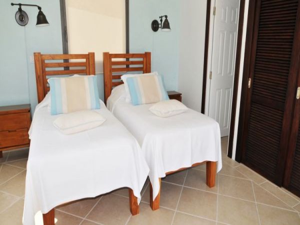 St. Barts Home 965410