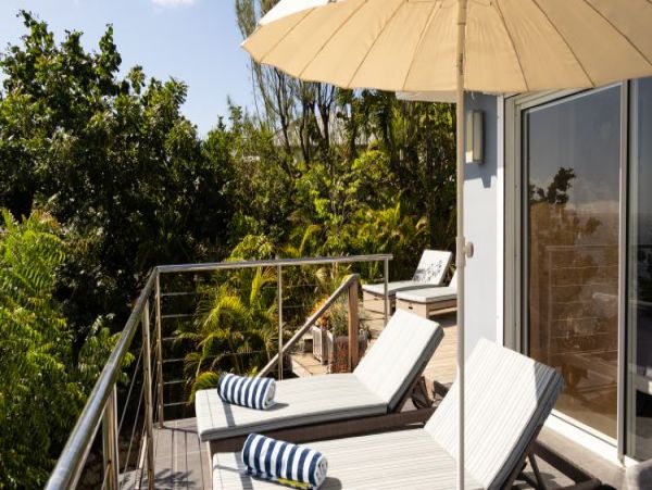 St. Barts Home 965411