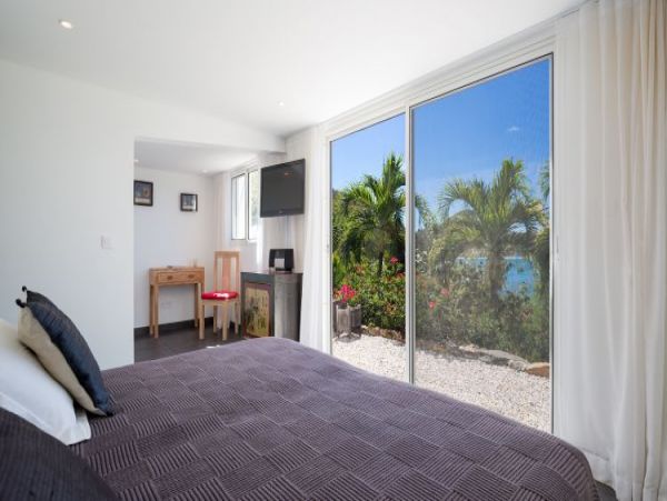 St. Barts Home 965411