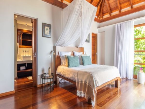 St. Barts Home 965415