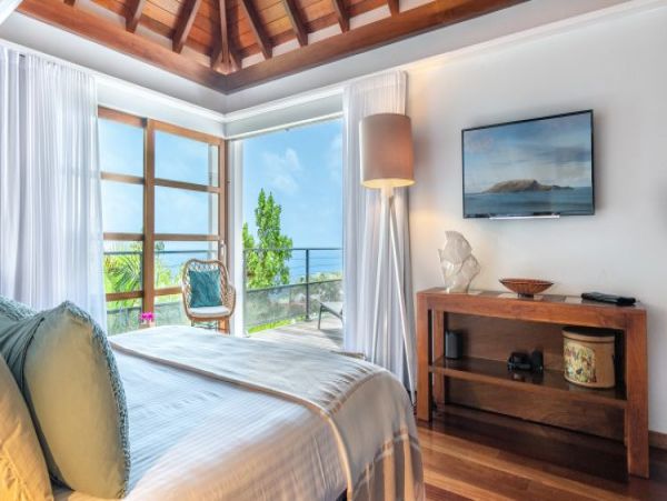 St. Barts Home 965415