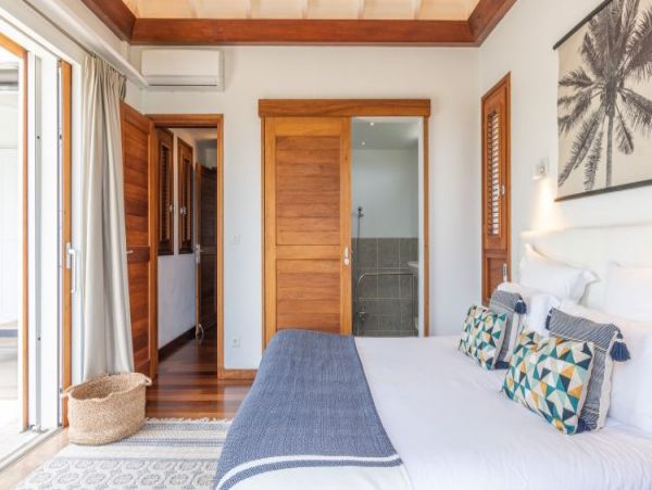 St. Barts Home 965415
