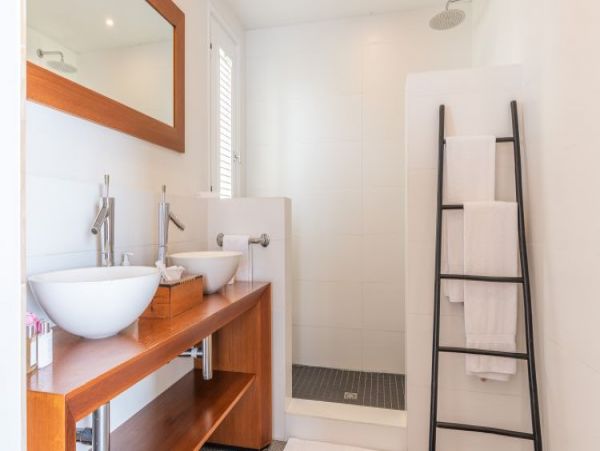 St. Barts Home 965415