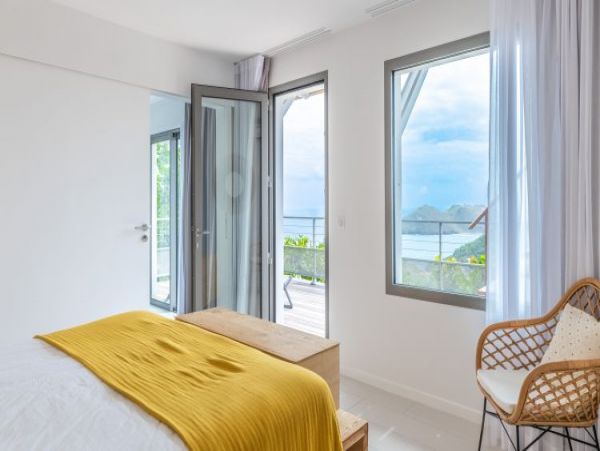 St. Barts Home 965415