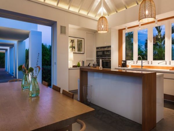 St. Barts Home 965416