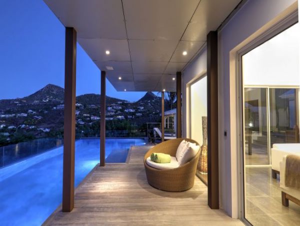 St. Barts Home 965417