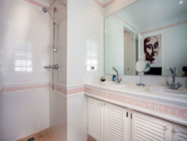 St. Barts Home 965419