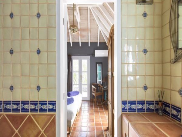 St. Barts Home 965420