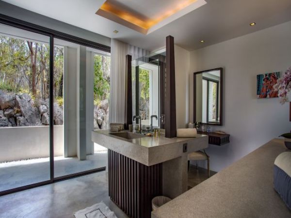 St. Barts Home 965425
