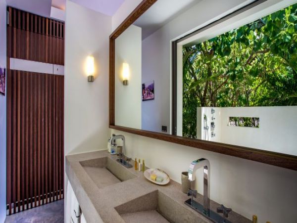 St. Barts Home 965425