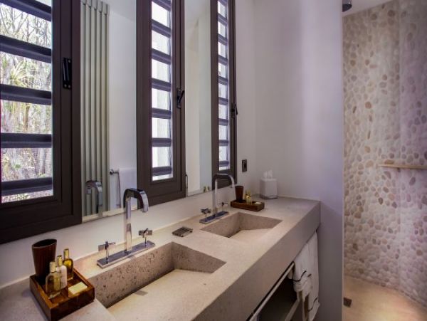 St. Barts Home 965425