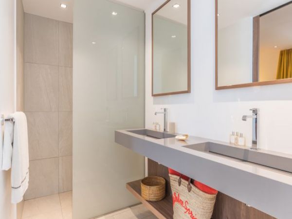 St. Barts Home 965425