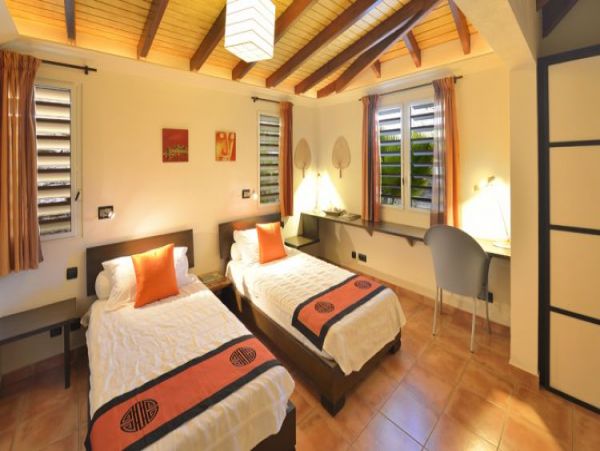 St. Barts Home 965430