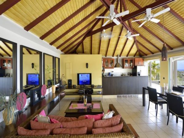 St. Barts Home 965430
