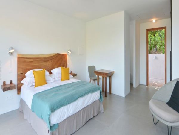St. Barts Home 965431