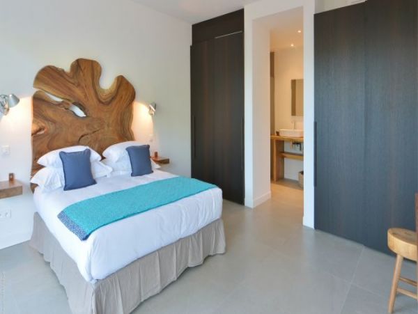 St. Barts Home 965431