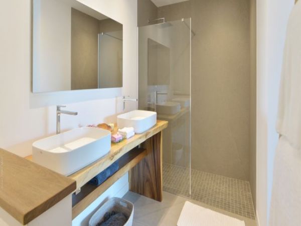 St. Barts Home 965431