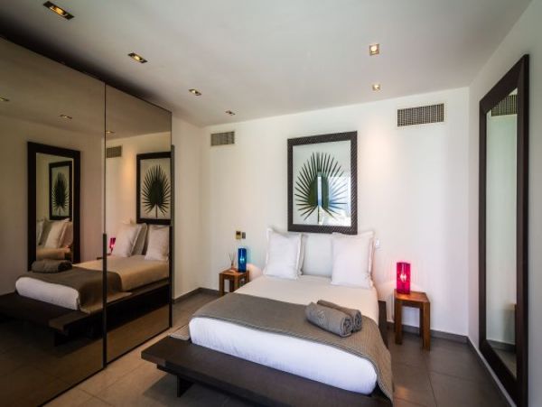 St. Barts Home 965432