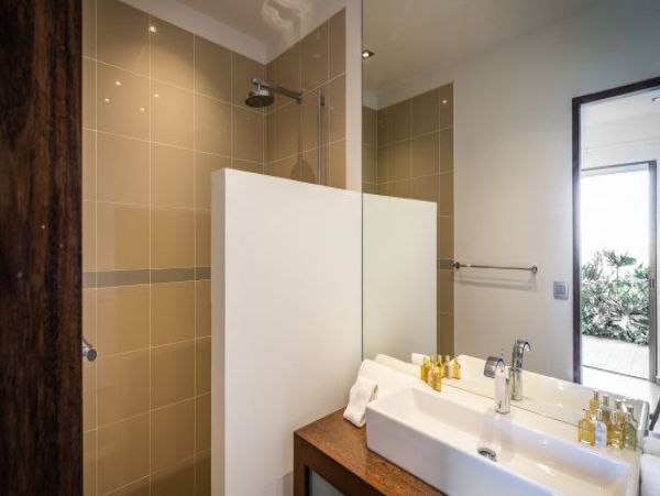 St. Barts Home 965432