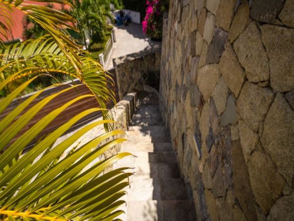 St. Barts Home 965432
