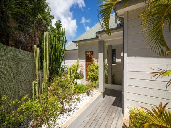 St. Barts Home 965432