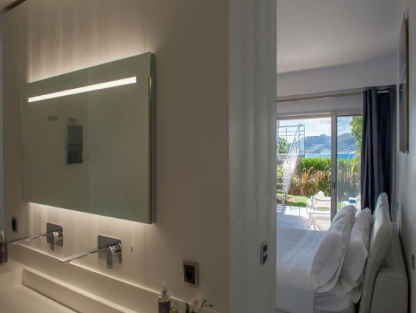 St. Barts Home 965433