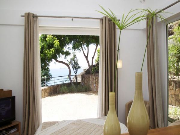 St. Barts Home 965435
