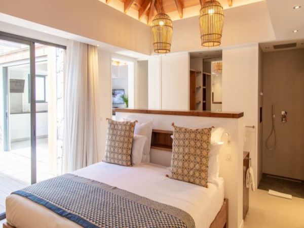 St. Barts Home 965437