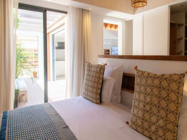 St. Barts Home 965437