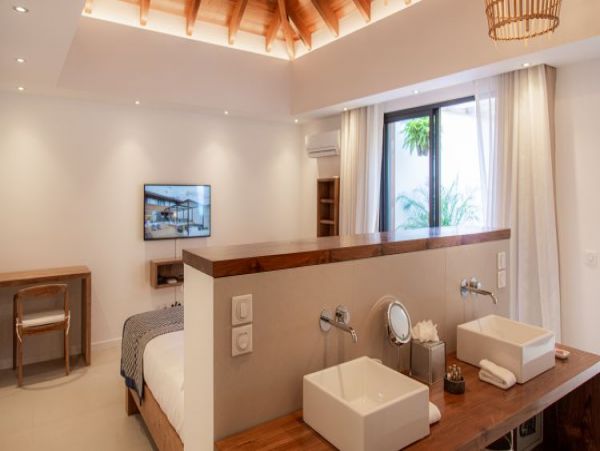 St. Barts Home 965437