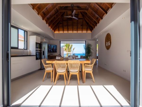 St. Barts Home 965437