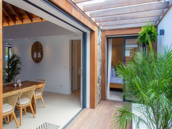 St. Barts Home 965437