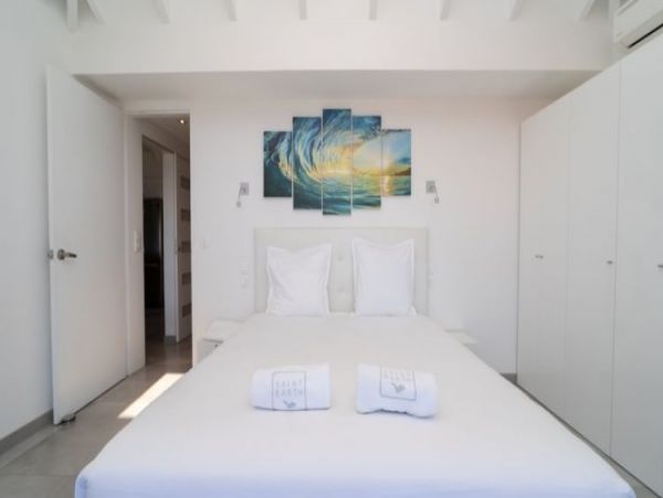 St. Barts Home 965438