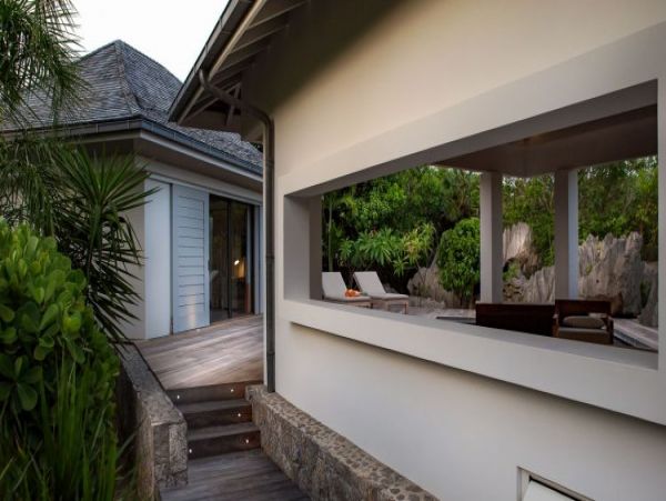 St. Barts Home 965441