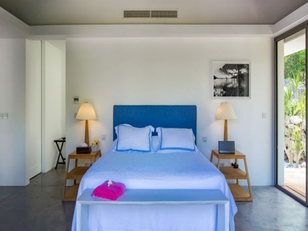 St. Barts Home 965441
