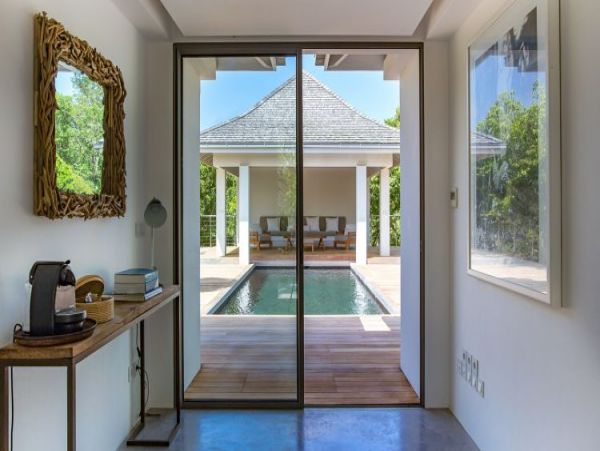 St. Barts Home 965441