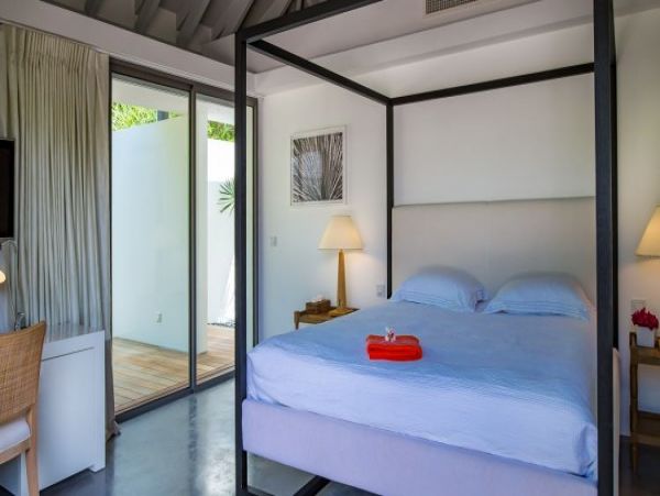 St. Barts Home 965441