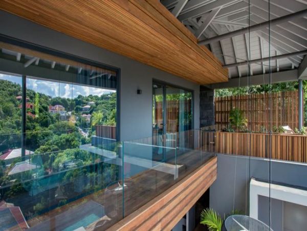 St. Barts Home 965447