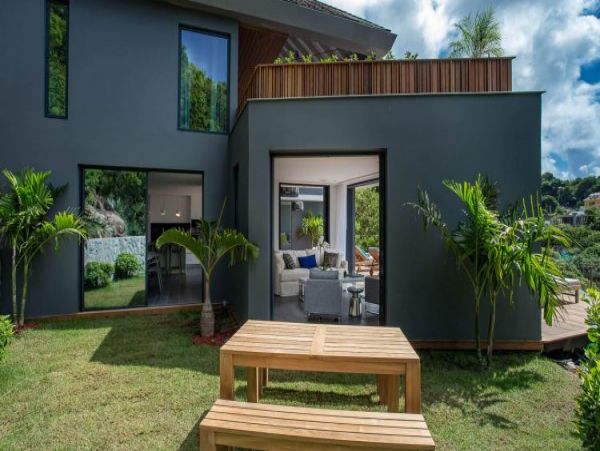 St. Barts Home 965447