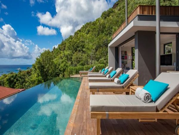 St. Barts Home 965447