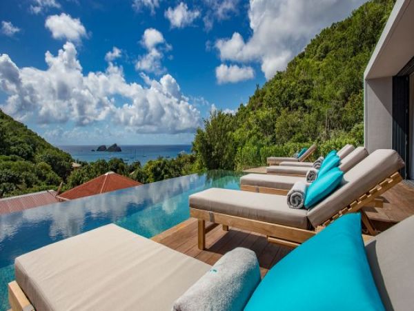 St. Barts Home 965447
