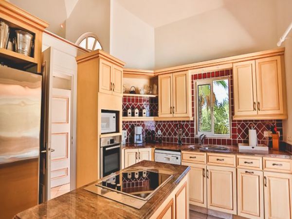 St. Barts Home 965448