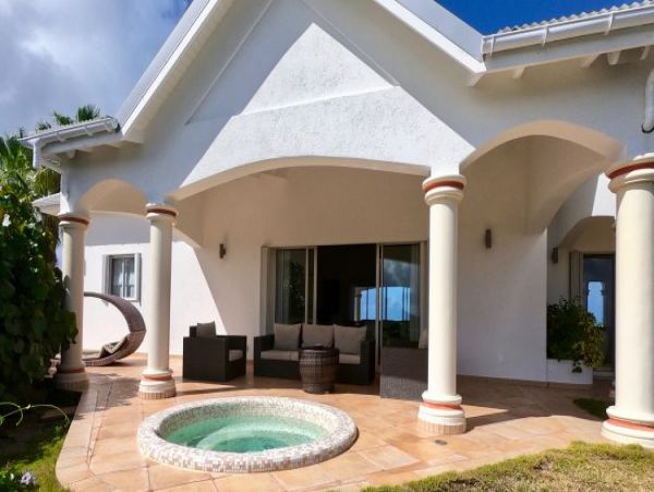 St. Barts Home 965448