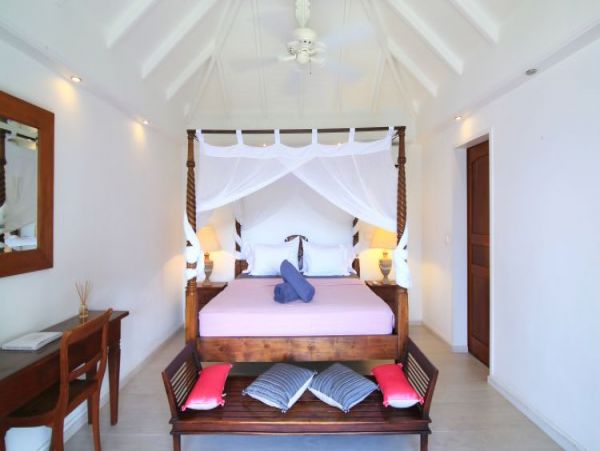St. Barts Home 965455
