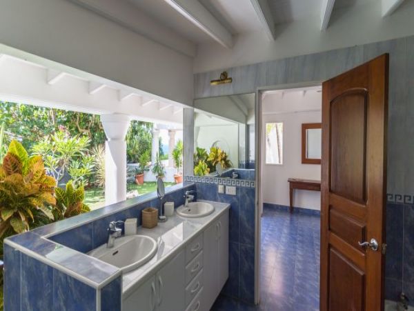 St. Barts Home 965455