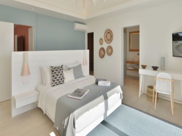 St. Barts Home 965459