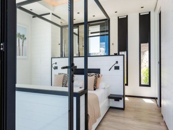 St. Barts Home 965460