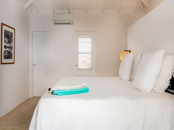 St. Barts Home 965472