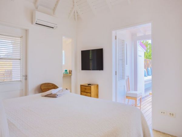 St. Barts Home 965472