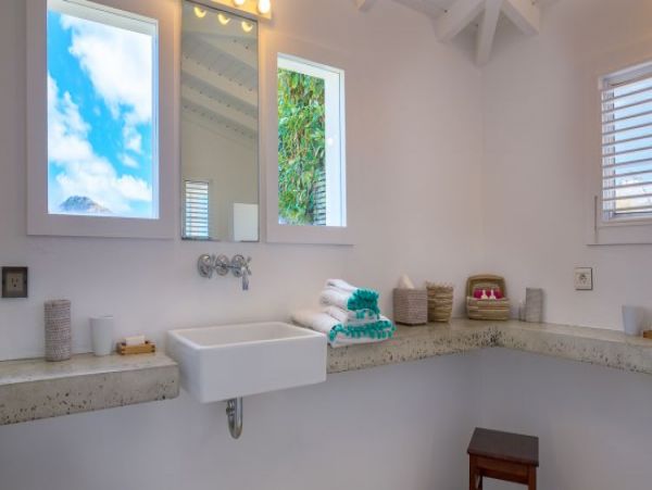 St. Barts Home 965472